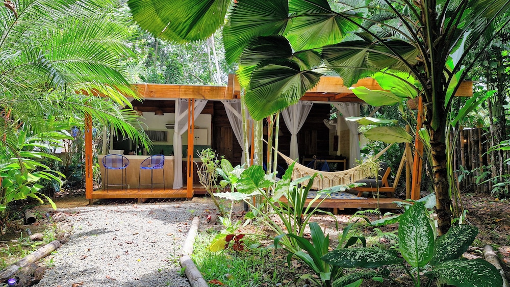 Up House Costa Rica