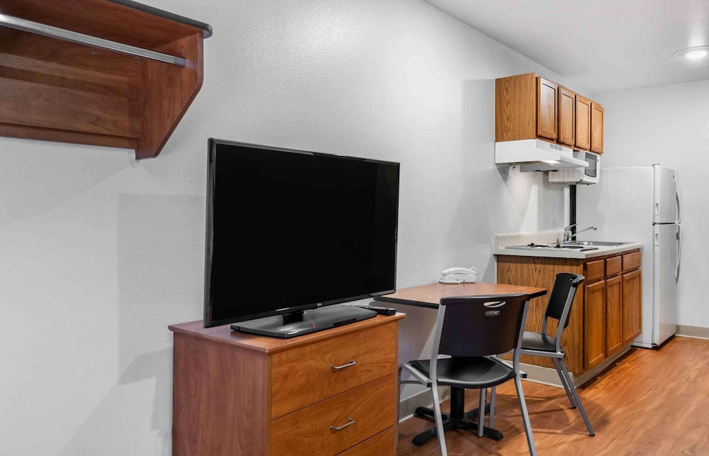 Extended Stay America Select Suites - Laredo