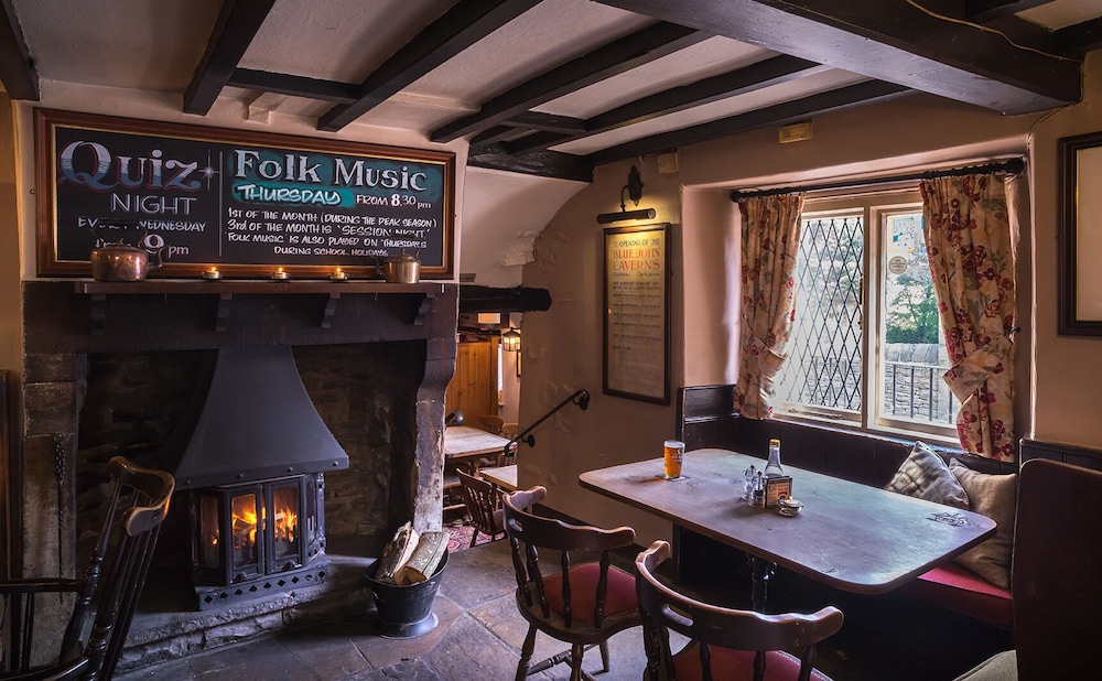 Hope Valley Vacations - The Cheshire Cheese Inn - Property Image 15
