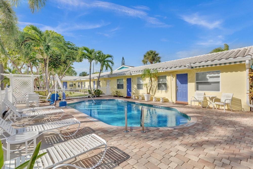 Bahama Beach Club of Pompano