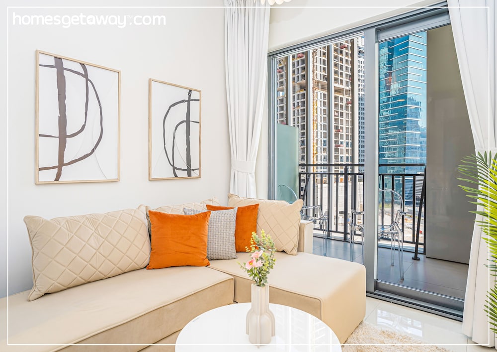 HomesGetaway - Cozy 1BR in Zada Tower