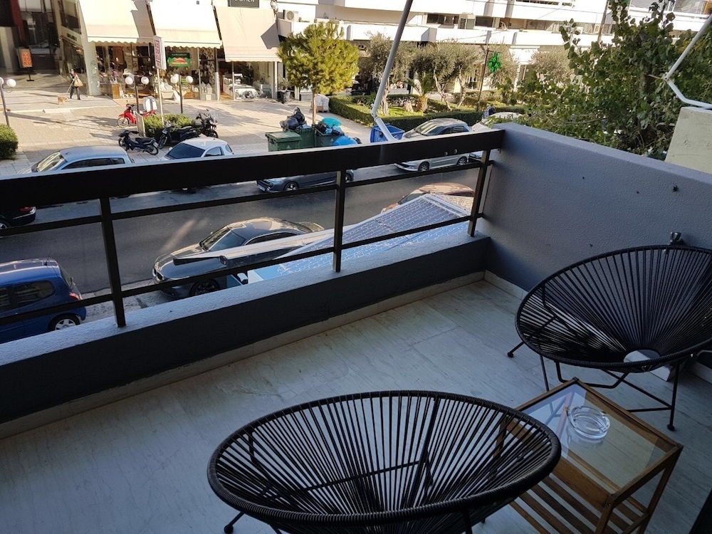 Glyfada Vacations - Central Apartment Glyfadas - Property Image 10