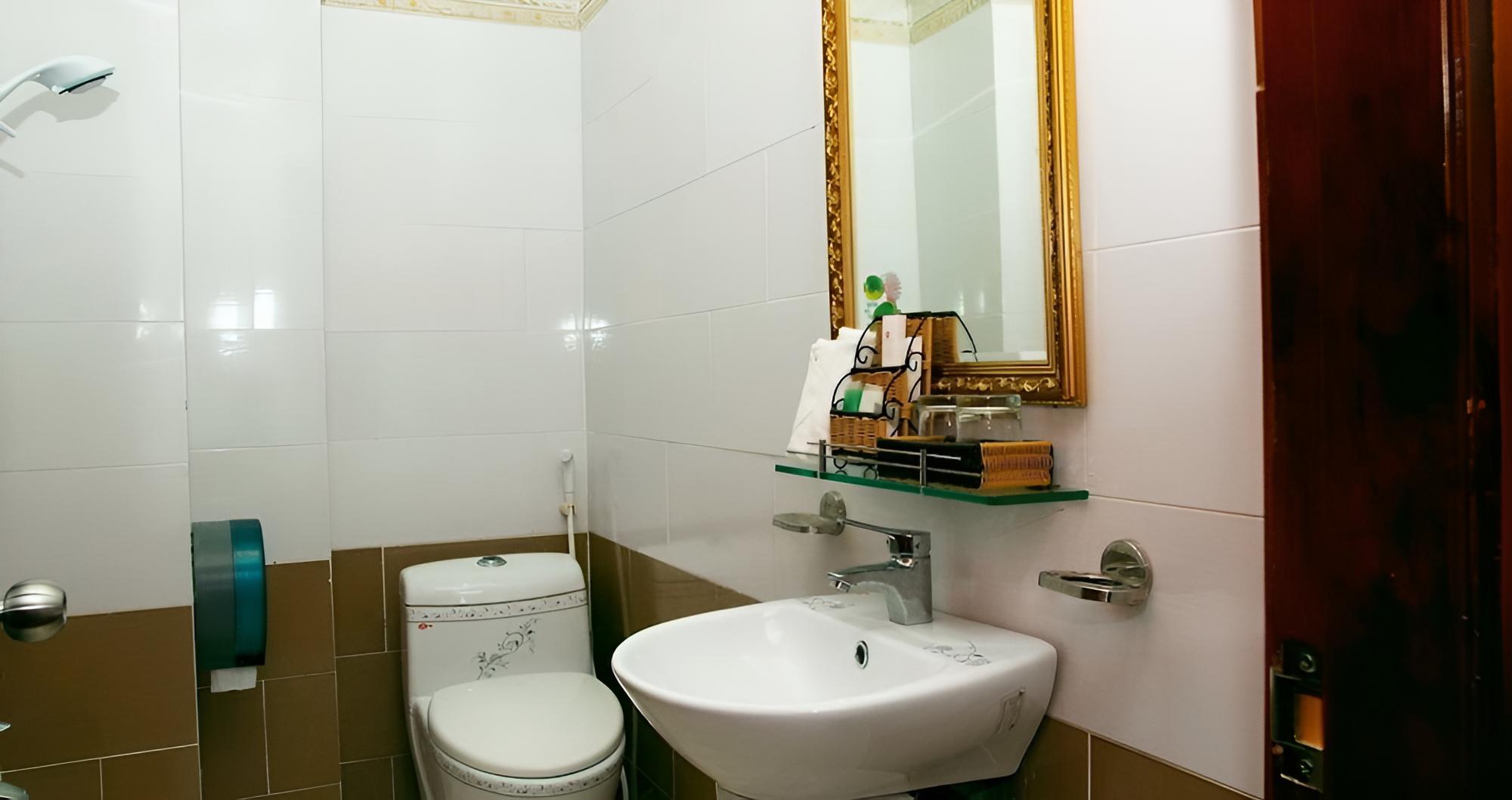 Golden Palm Hotel