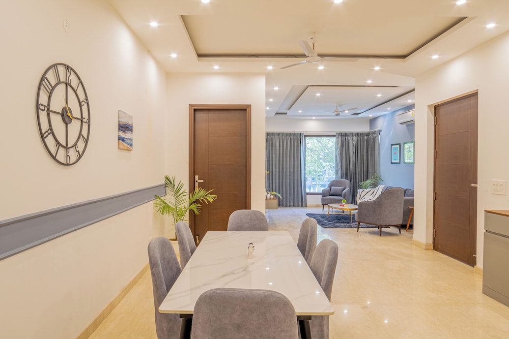 Housr Lotus Villas Sector 28 DLF Phase 4
