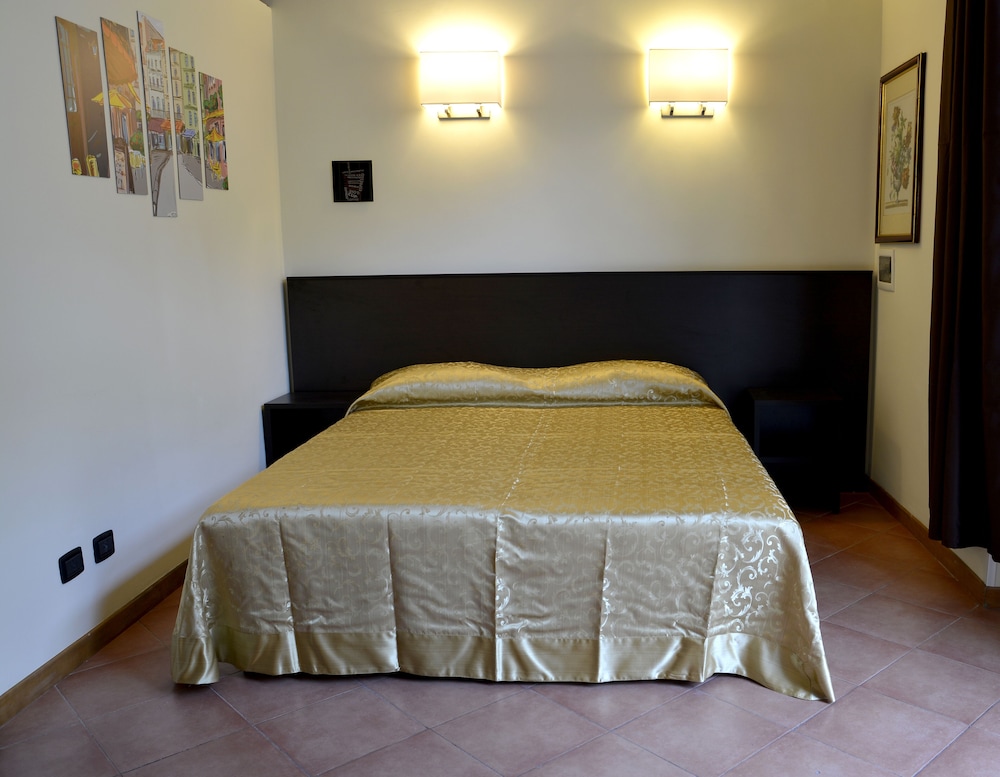 Gemelli Holidays Well Connected to City Center