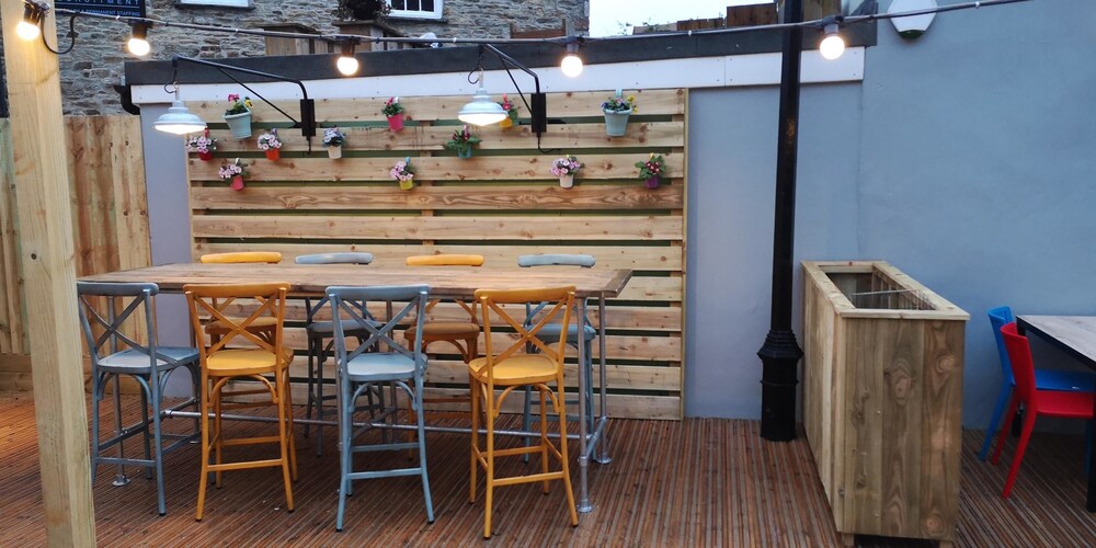 The Barley Sheaf Inn