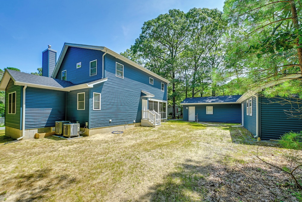 4 Mi to Rehoboth Beach: Cozy Coastal Apt!
