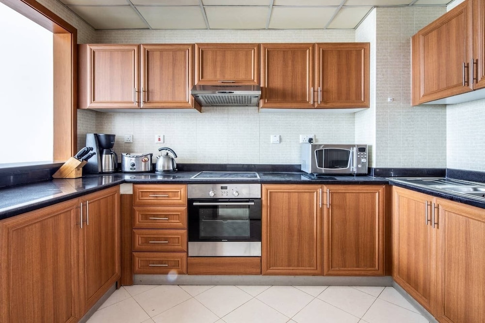 Superior 2BR in Magnificent Dubai Marina!