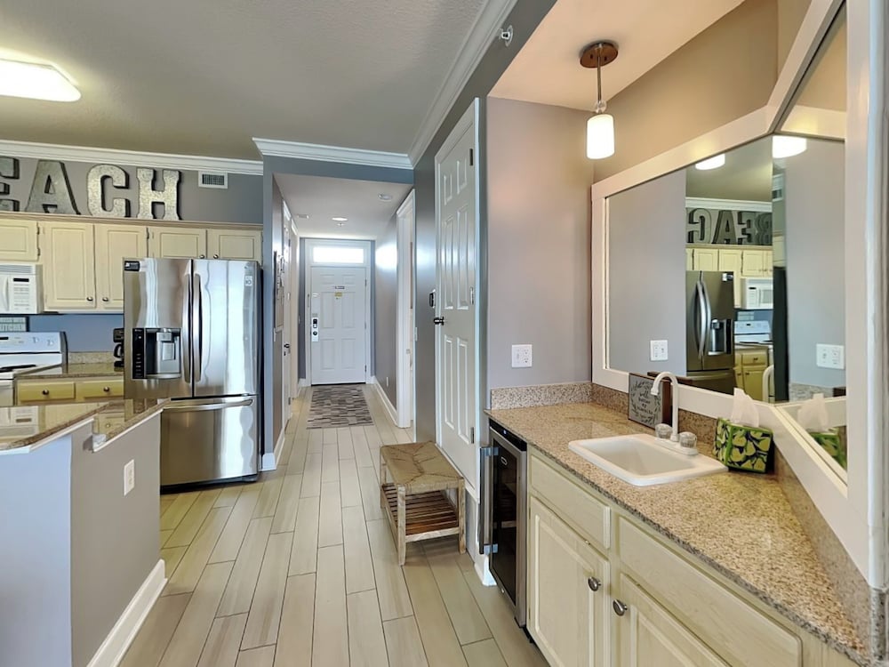 Regency Isle #908 by Southern Vacation Rentals