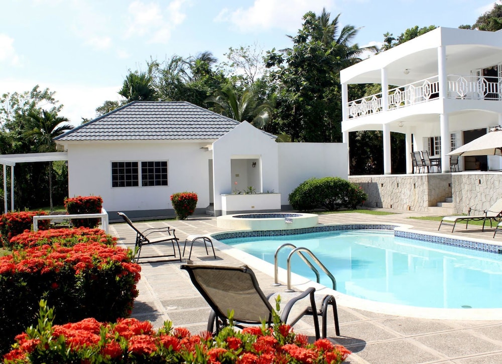 Hotel San Sky - Image 1