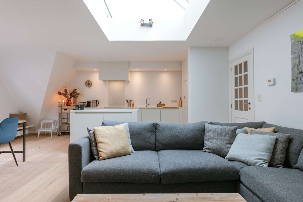 Huswell Modern Apartment in Historic Ghent