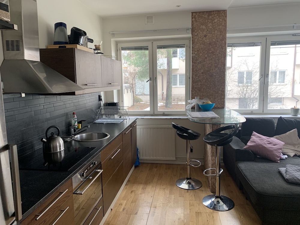 Charming Apartmemt in Stockholm City view 5