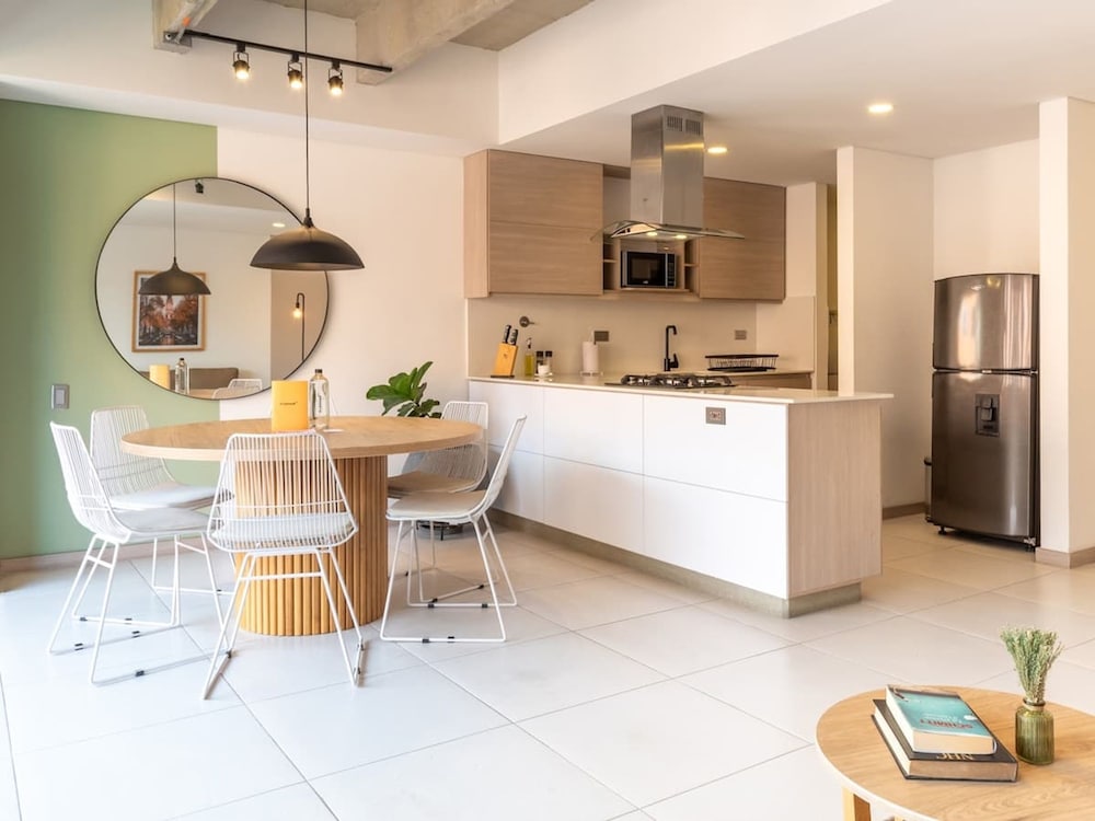 Fancy 3brw Balcony in Laureles Medell n