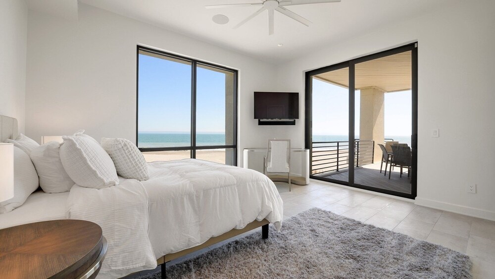 Oceanfront Modern Dream Home 6 Bedroom Home by Peace Vacations view 3