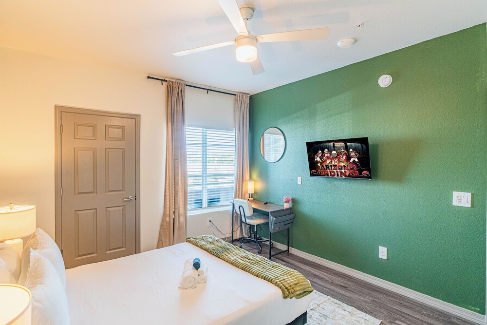 ROVE LIVING/KL - Cardinal 95