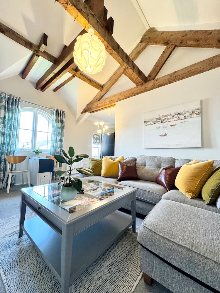 Warehouse Apartments