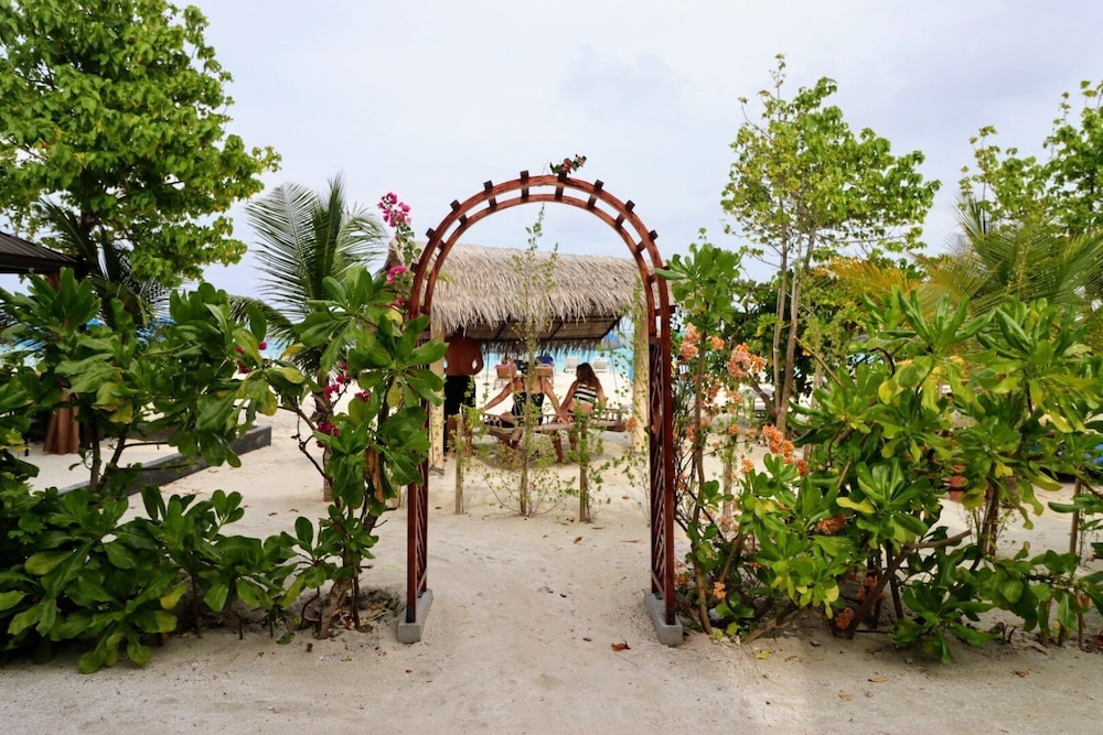 Bibee Maldives