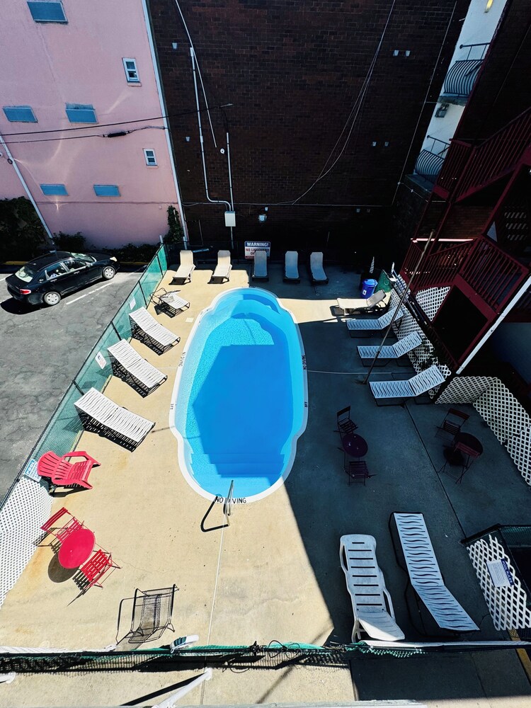 Sea Gem Motel and Apartments