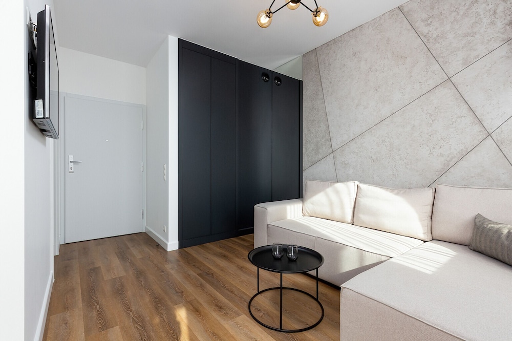 Apartments Cybernetyki Warsaw by Renters view 4