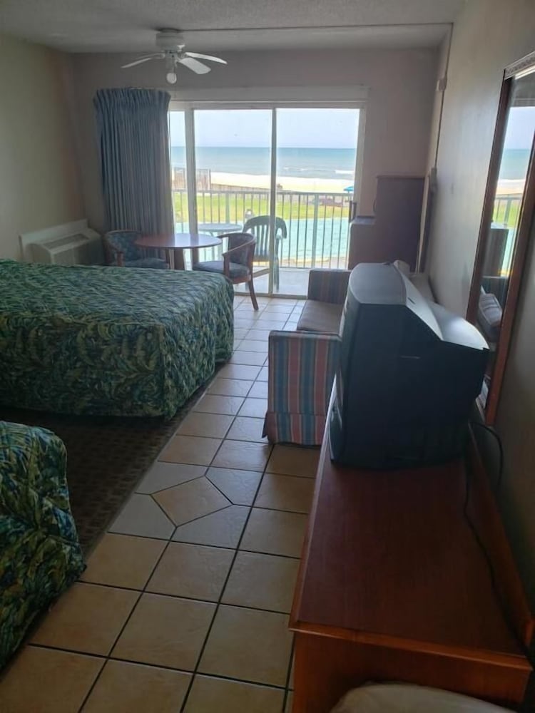 The Seascape Inn