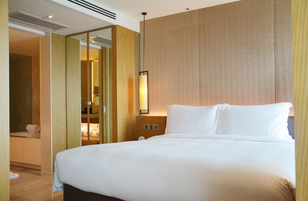 Hyatt Centric Zhongshan Park Shanghai 56