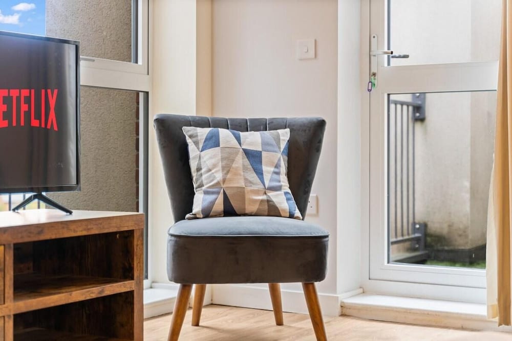 Tranquil Telford Retreat With 2 Bedrooms