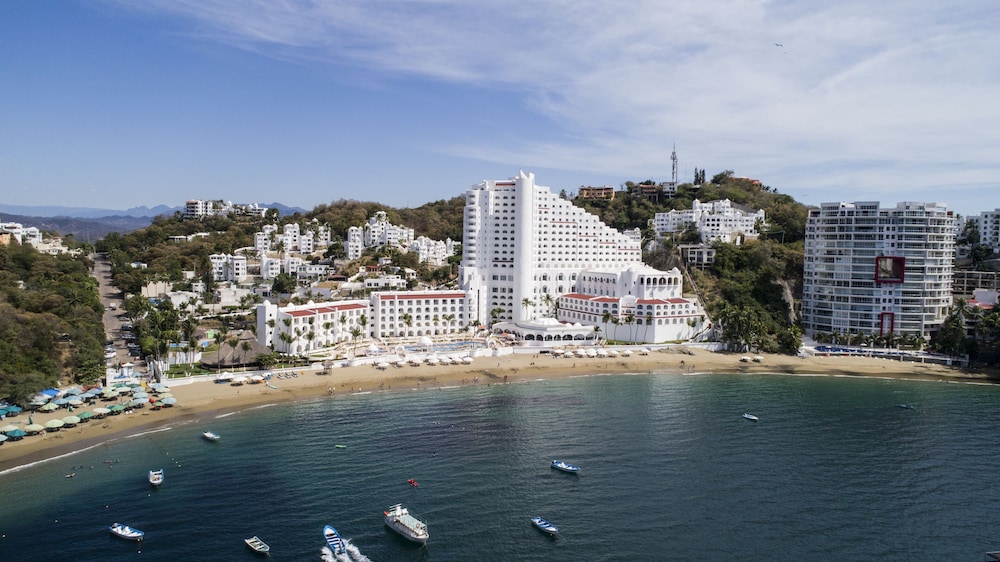 Tesoro Manzanillo All Inclusive - Property Image 1