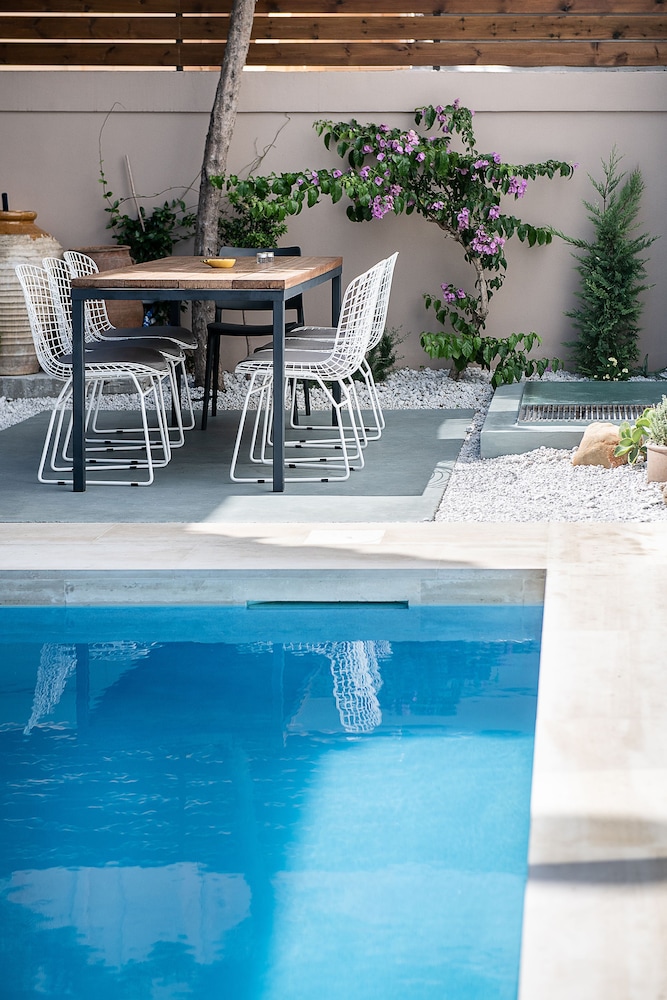 Fos Villa your place under the Cretan Sun with private heated pool