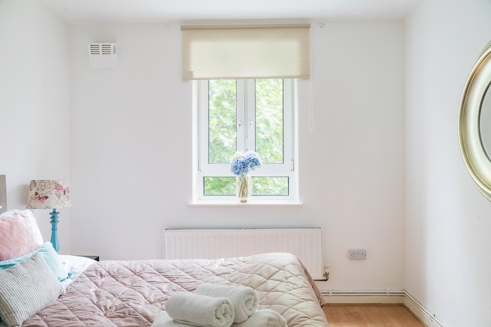 3-bedroom Apartment in Kensington