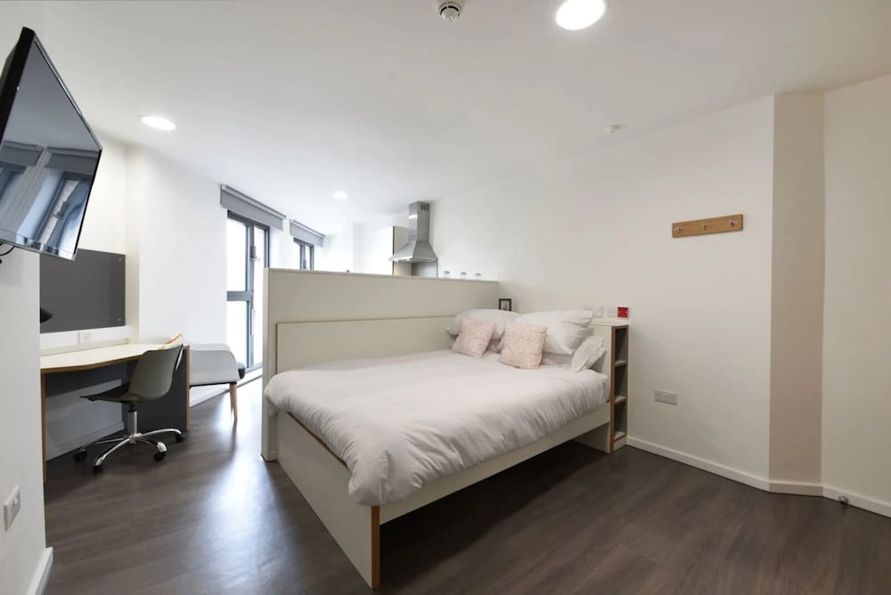 For Students Only Cosy Ensuite Rooms With Private Bathrooms at Dobbie's Point in Glasgow