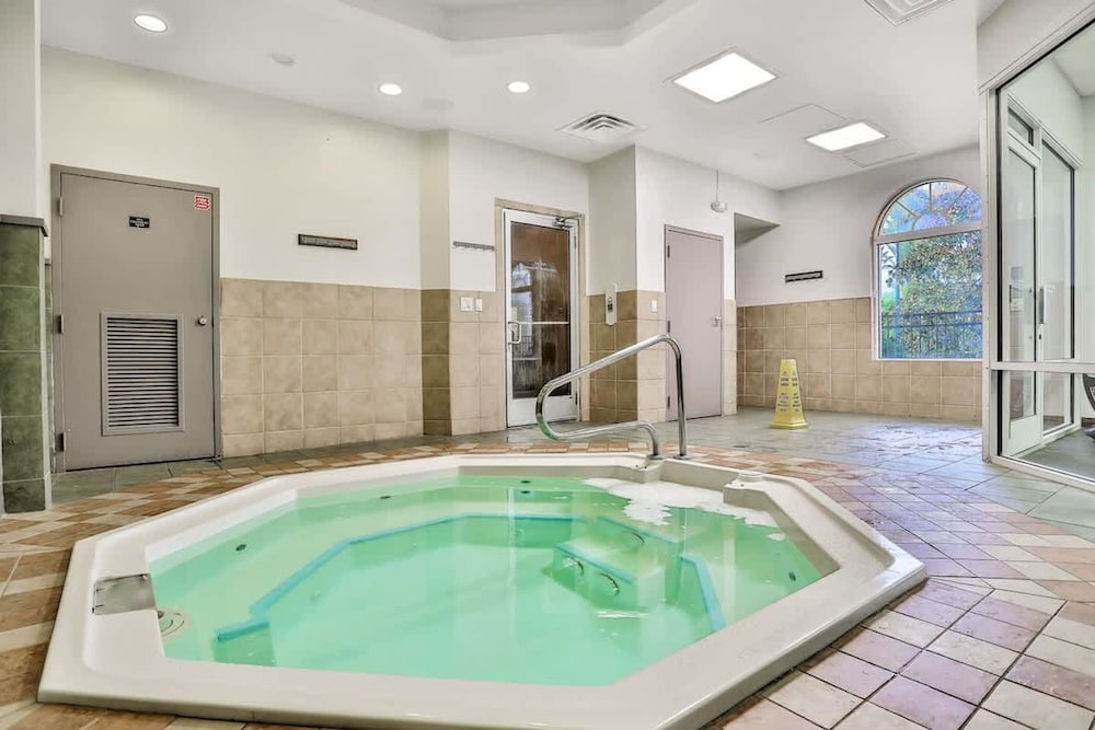 Modern 4BR Home in Regal Palms Resort Near Disney