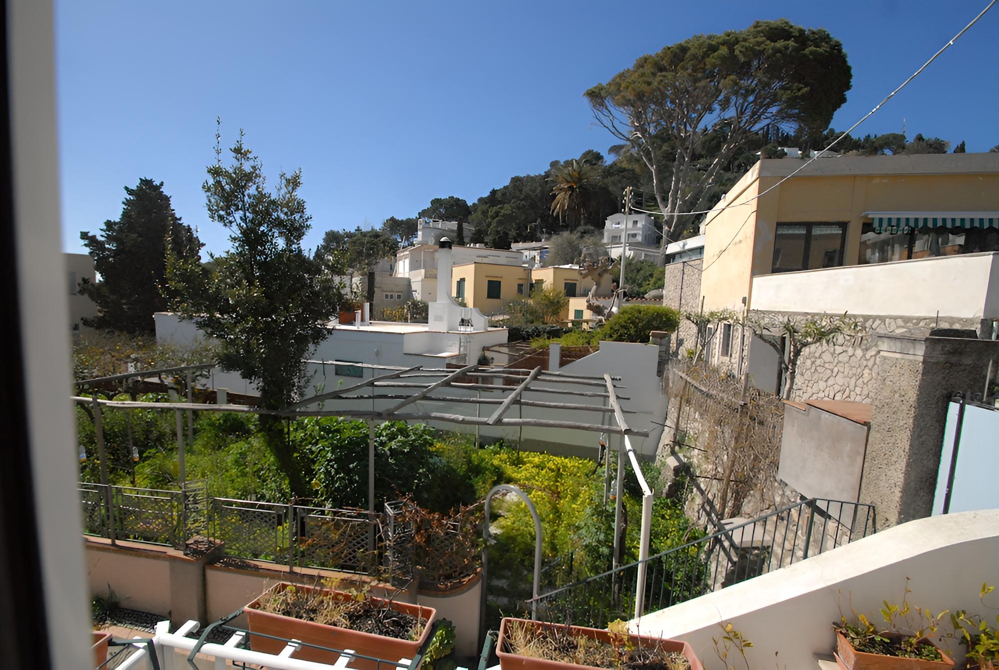 In Piazzetta view 3