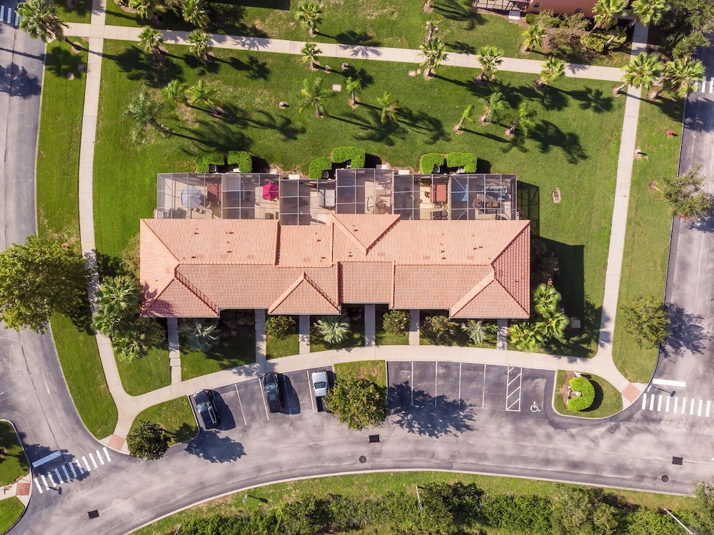 New Enchanted Tiki Cottage Onsite Amenities - Image 1