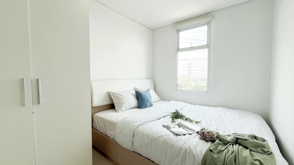 Minimalist Look 1Br At Apartment Vittoria Residence