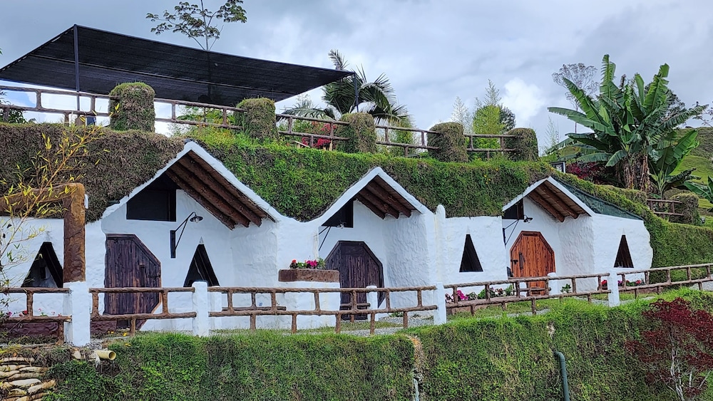 HOBBIT HOTEL