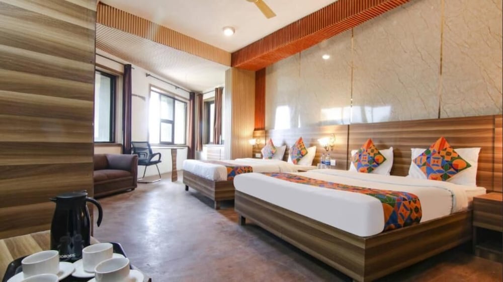 Hotel Vijay Palace view 3