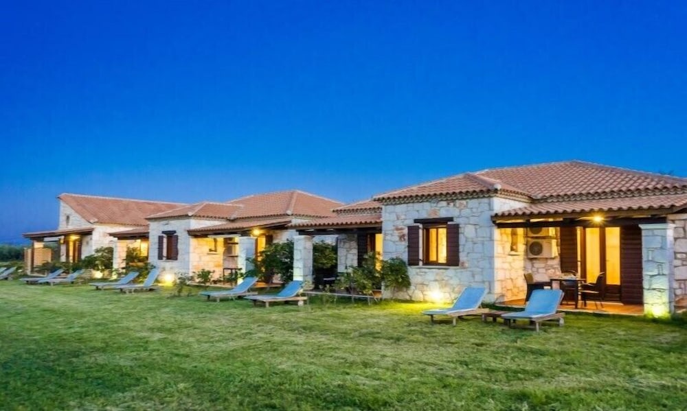 Kavos Psarou Villas