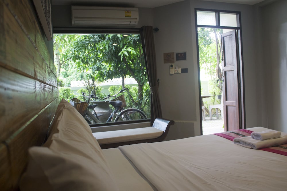 Heuan Pak Dee Hostel at Gallery