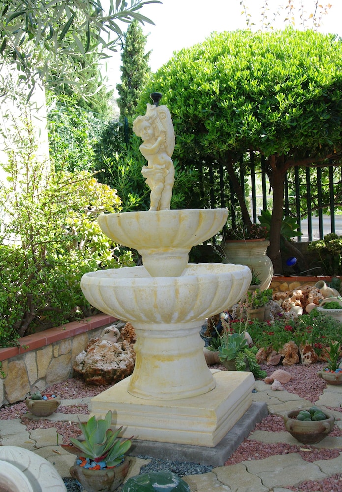 Photo 35