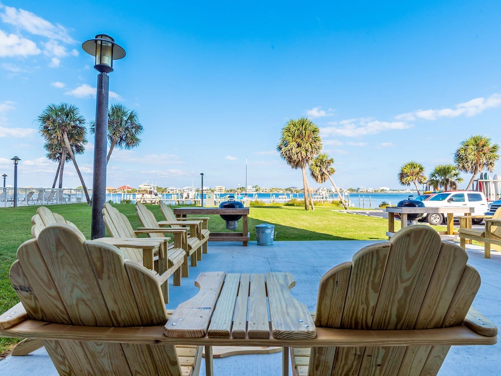 Sabine Yacht & Racquet by Southern Vacation Rentals, photo 60