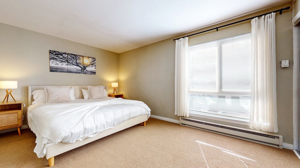 Western Slopes Villas #7 1 Bedroom Condo