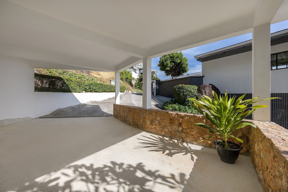 SOMA 4 Bedrooms SEAVIEW Pool Villa