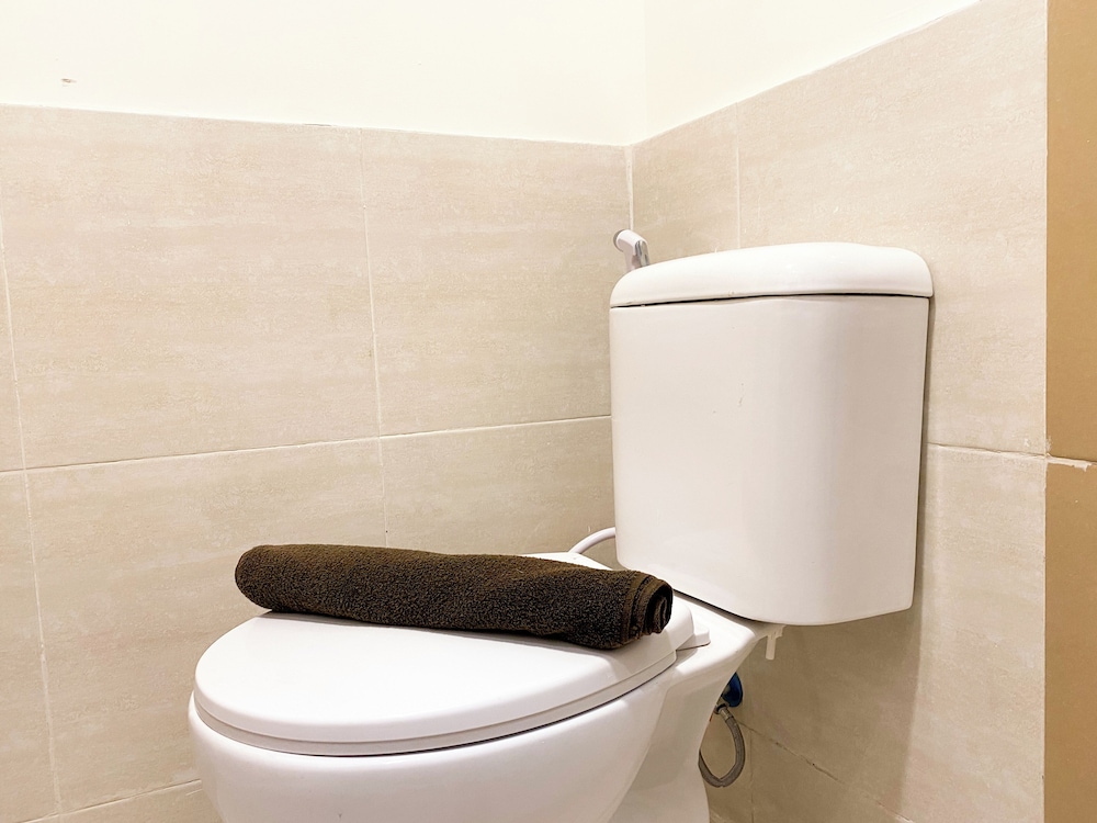 Good And Homey 2Br At Meikarta Apartment