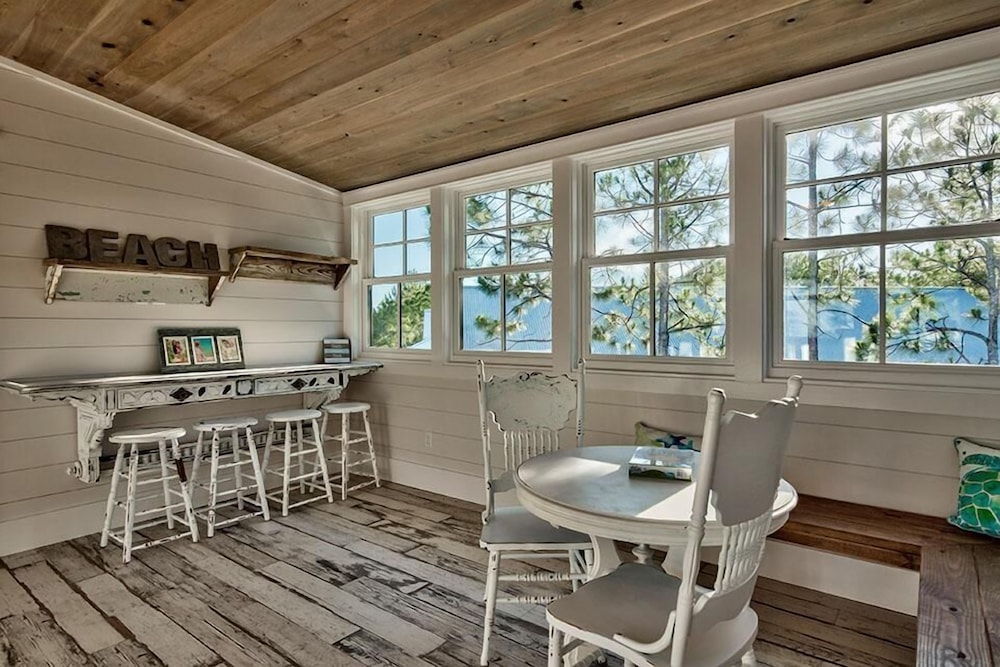 WaterColor Reunions 7 Bedroom Holiday Home by Five Star Properties