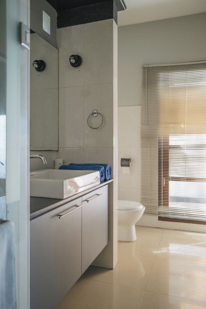 Blue Marlin 6-BR Villa Singaraja Bali