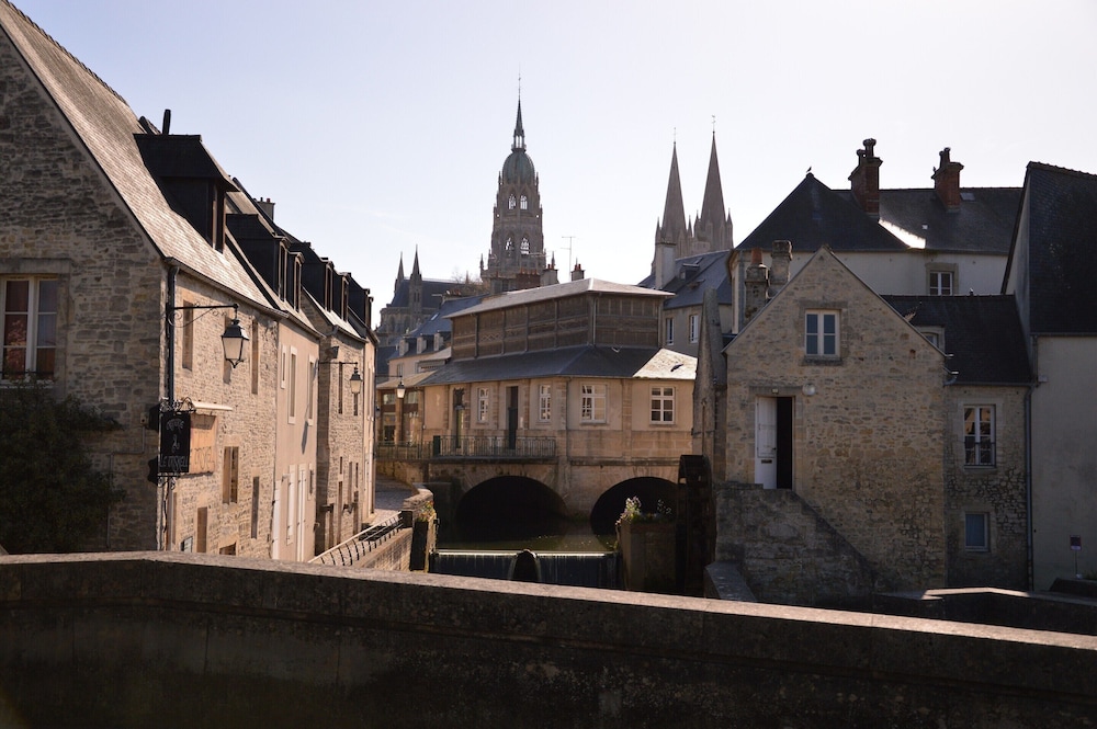 Apartment in Bayeux Near D-day Beaches