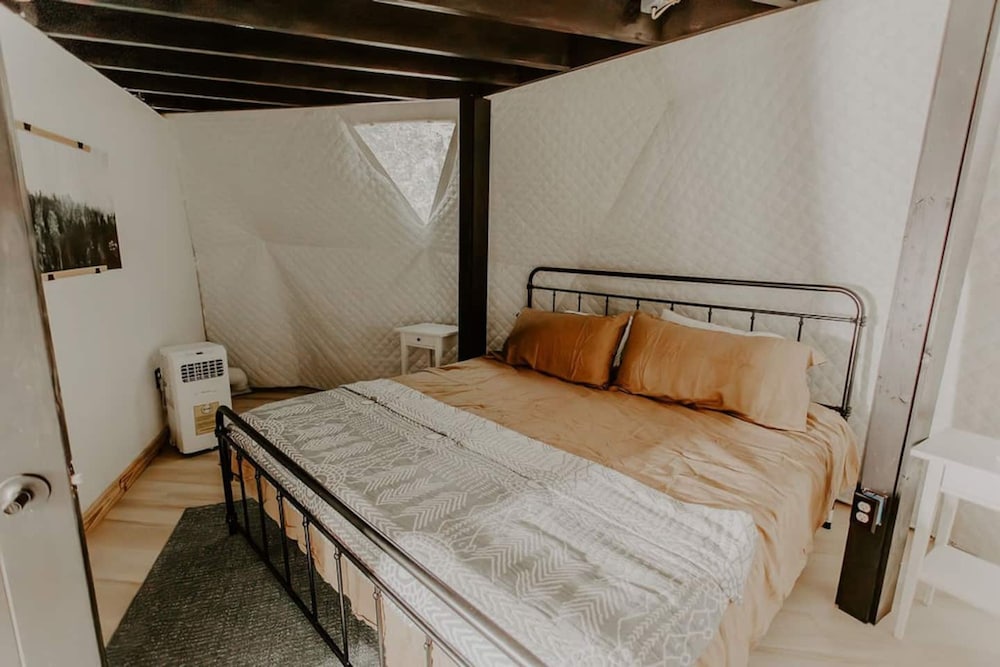 Moonshine Hollow Dome by Rafting