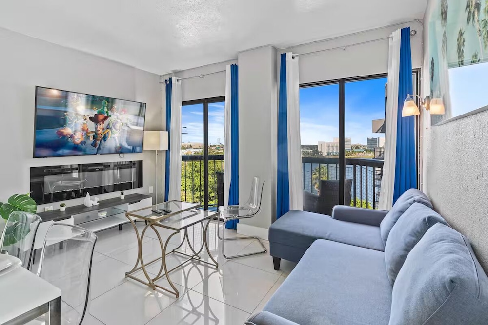 Enclave Swanky