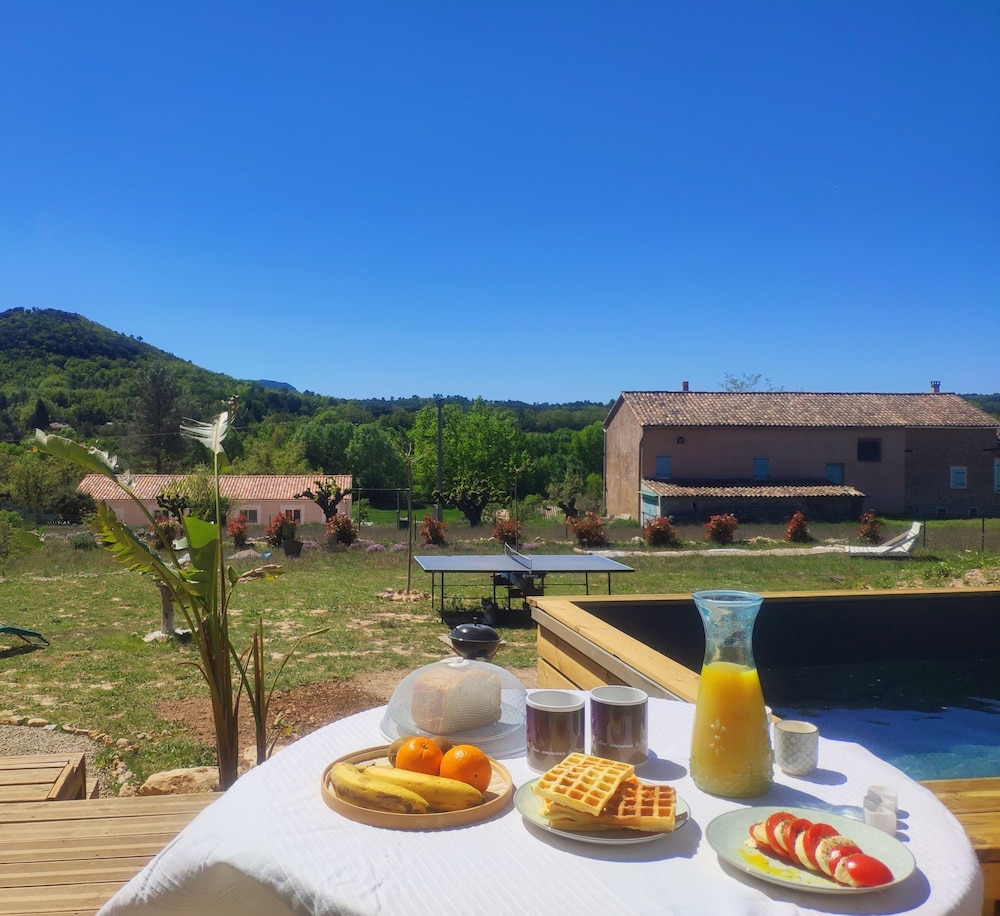 Aux amoureux de provence