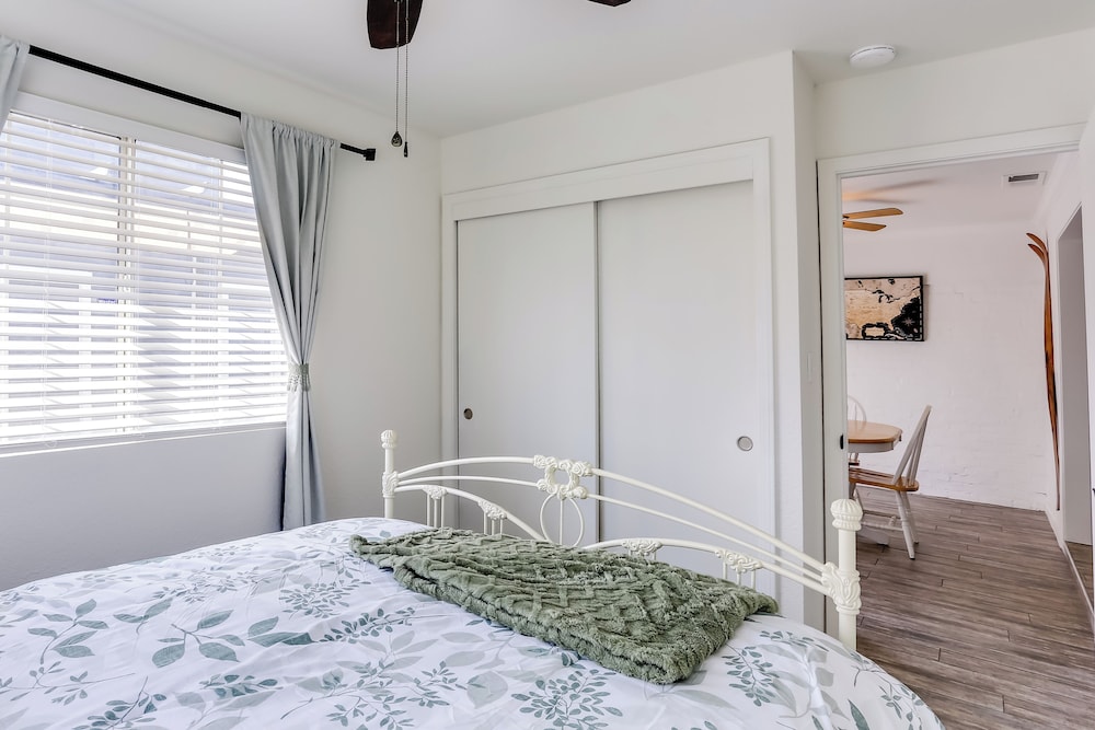 Mtn-view Home w/ Patio & Grill in Woodlake